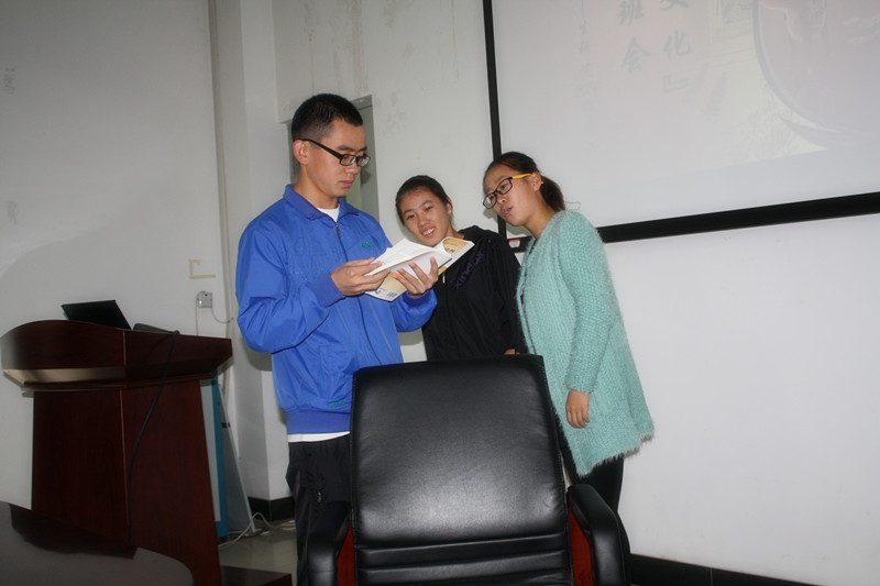 精品久久久久久无码人妻